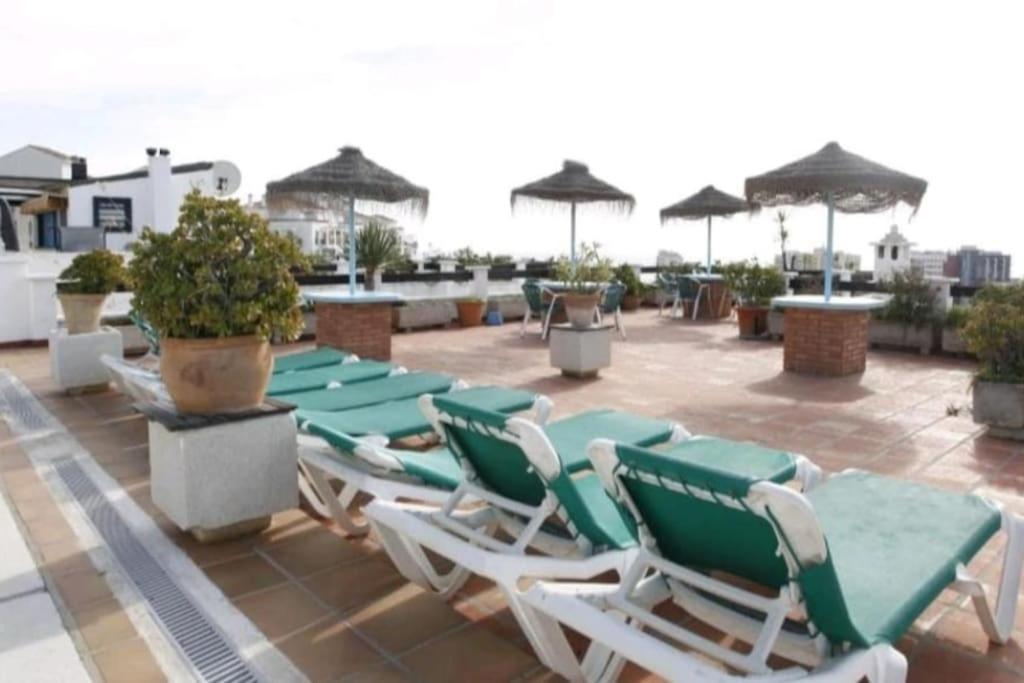 Apartamento-estudio Benalsun Pueblo Evita Benalmádena Exterior foto
