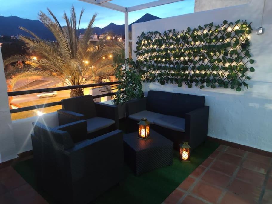 Apartamento-estudio Benalsun Pueblo Evita Benalmádena Exterior foto