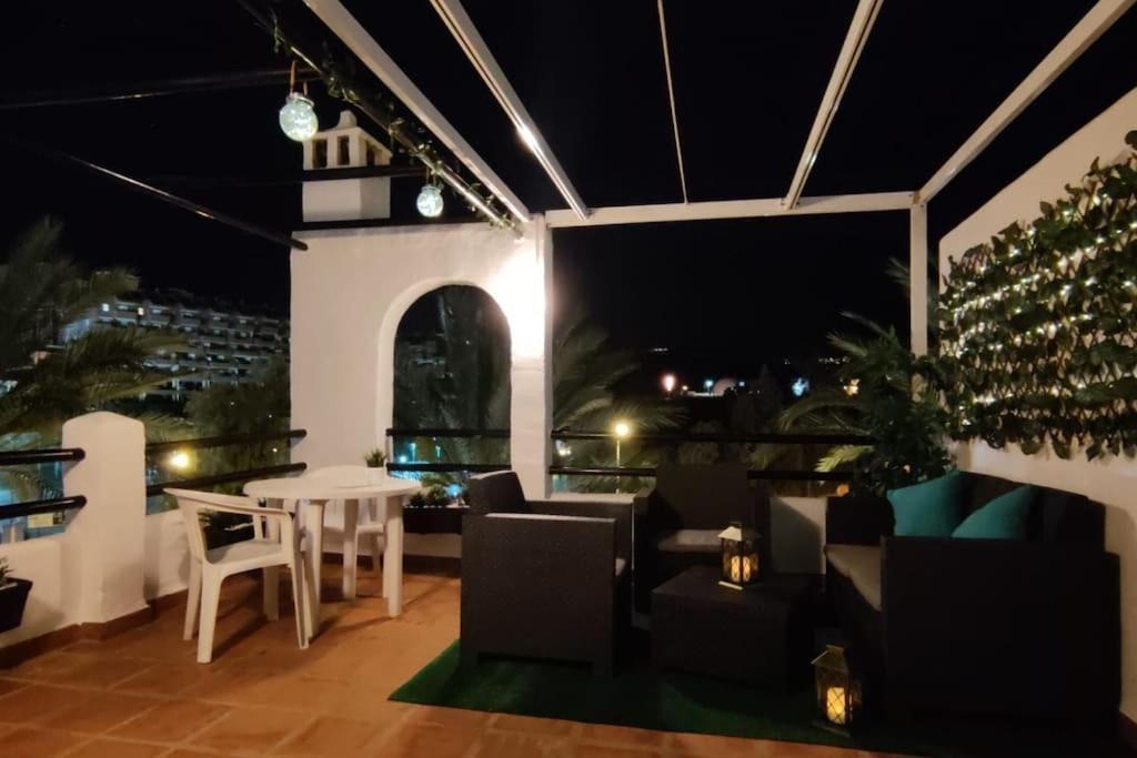 Apartamento-estudio Benalsun Pueblo Evita Benalmádena Exterior foto