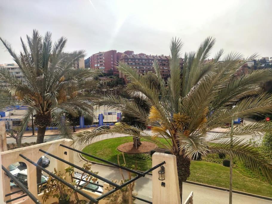 Apartamento-estudio Benalsun Pueblo Evita Benalmádena Exterior foto