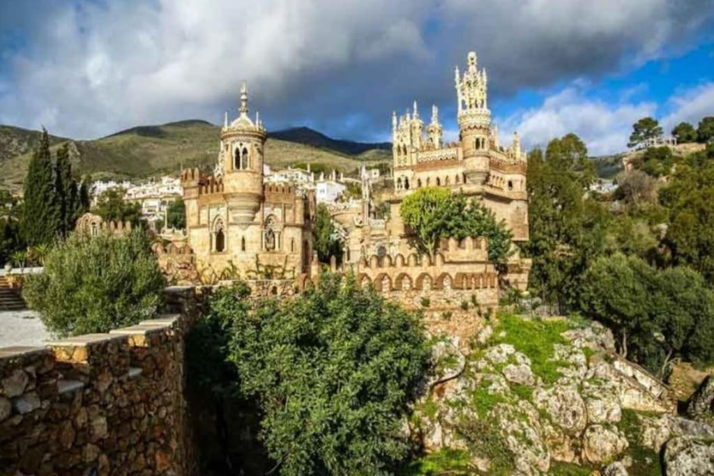 Apartamento-estudio Benalsun Pueblo Evita Benalmádena Exterior foto