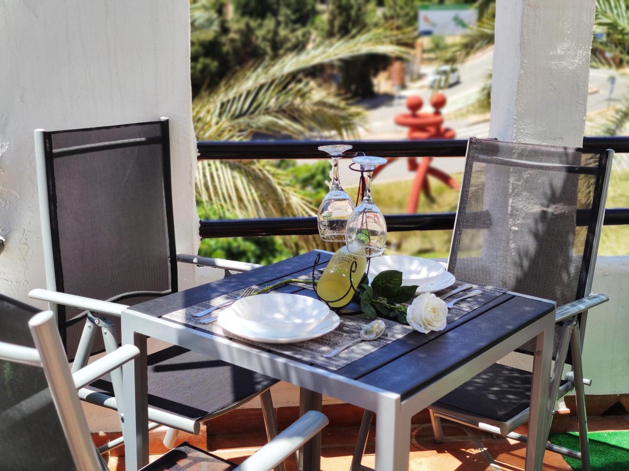 Apartamento-estudio Benalsun Pueblo Evita Benalmádena Exterior foto
